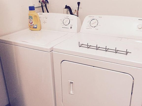 Laundry set-up (includes W/D)