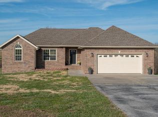 336 Fieldstone Rd, Clever, MO 65631