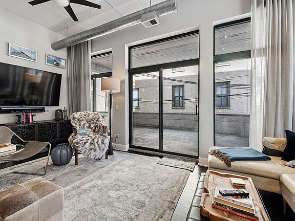 2nd image of 936 W Madison St APT 2A