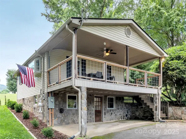 340 Mauney Cove Rd, Waynesville, NC 28786