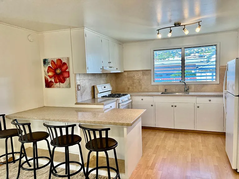 1125 2nd Ave #A — Photo 8