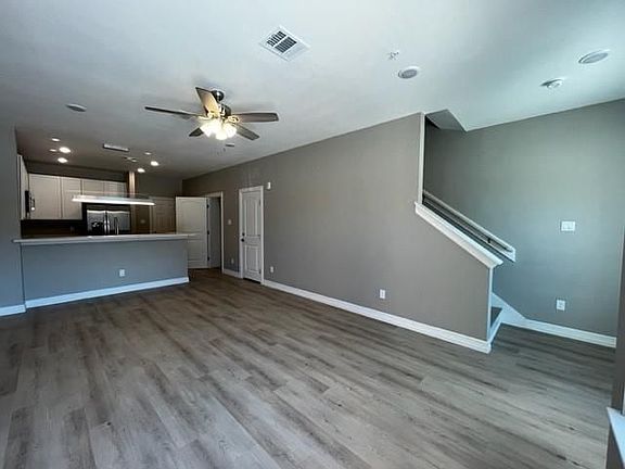5th image of 5262 Ella Blvd #601A