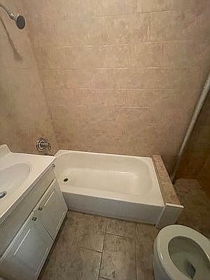 4th image of 1766 Amsterdam Ave APT 5R