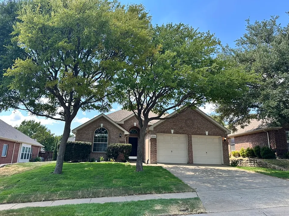 2508 Canyon Bay