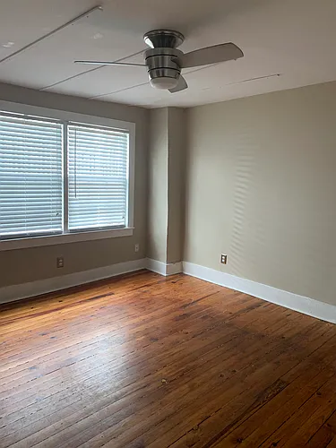 319 Ashley Ave Photo 1