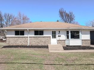 303 Haskell St E, West Saint Paul, MN 55118