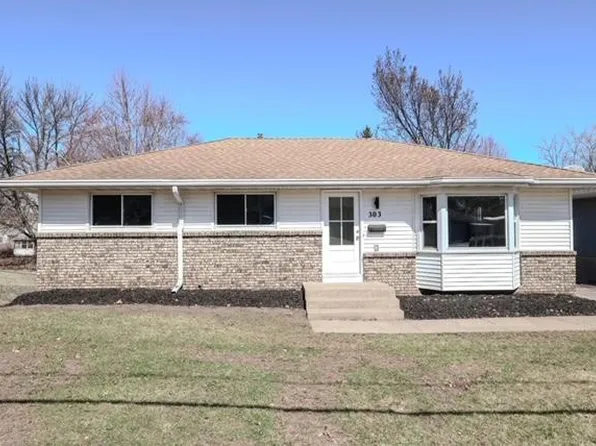 303 Haskell St E, West Saint Paul, MN 55118