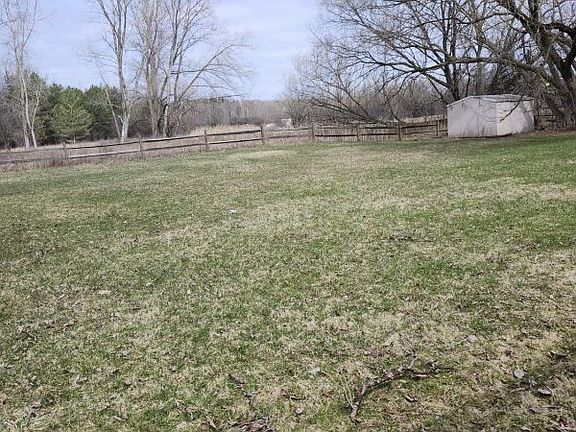 3rd image of 250 Stone Rd