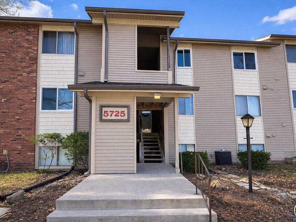 1st image of 5725 SW 22nd Ter APT 6