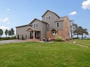 4723 Birch Dr, Sheboygan, WI 53083