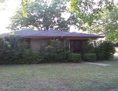 1st image of 500 Walker St