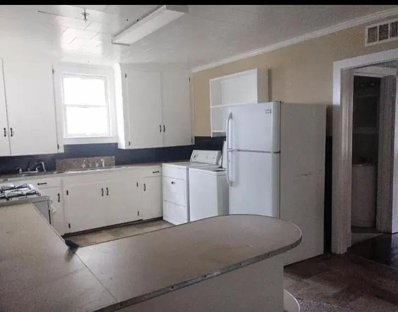 3 bed, 1500 sqft, $850 — Photo 2