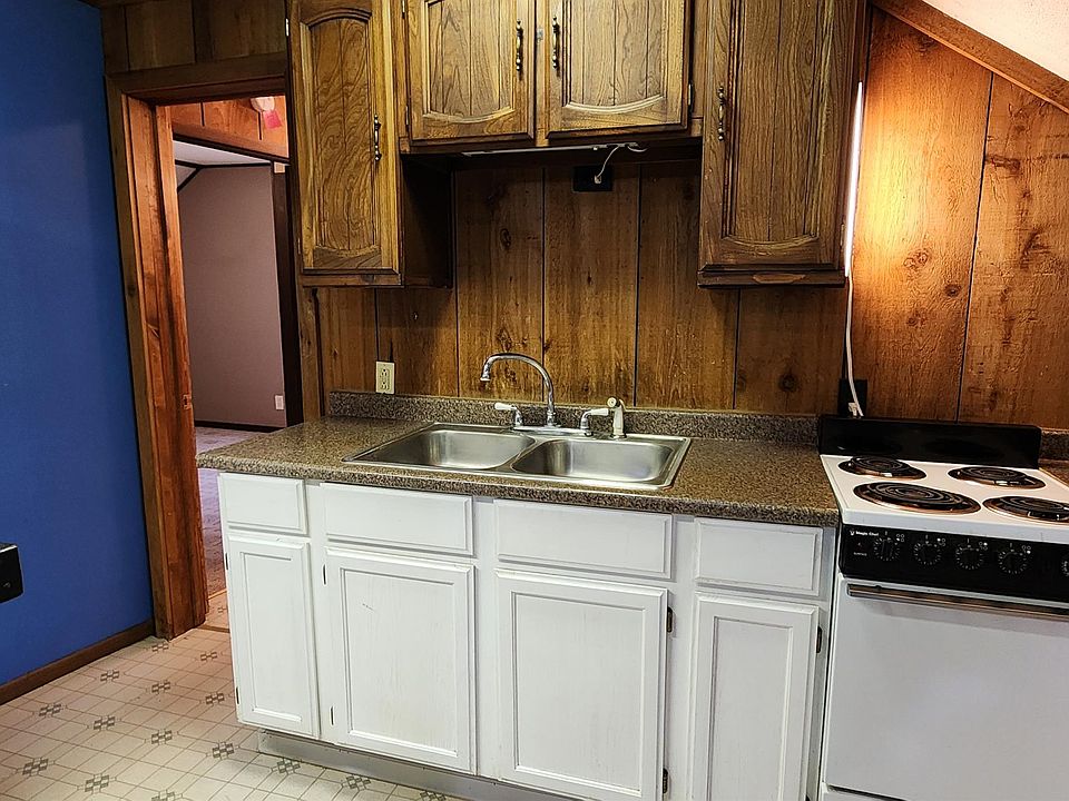 388 3rd Street Apt 3 388 3rd St Manistee MI Zillow