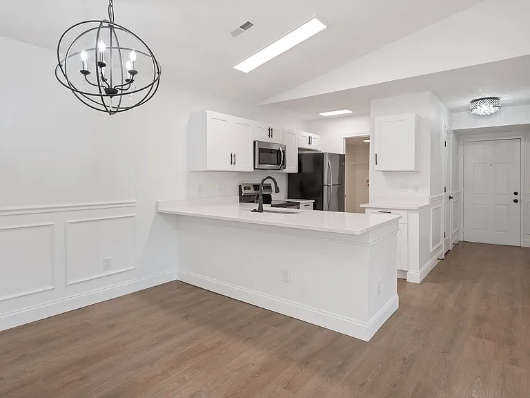 Step into this chic kitchen space featuring contemporary design and premium finishes. Step into this chic kitchen space featuring contemporary design and premium finishes.