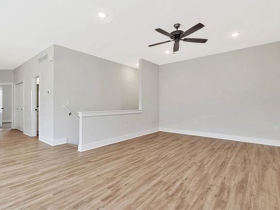 5th image of 1116 N Joye St #1