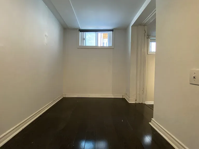 76 Eastwood Rd #X — Photo 34