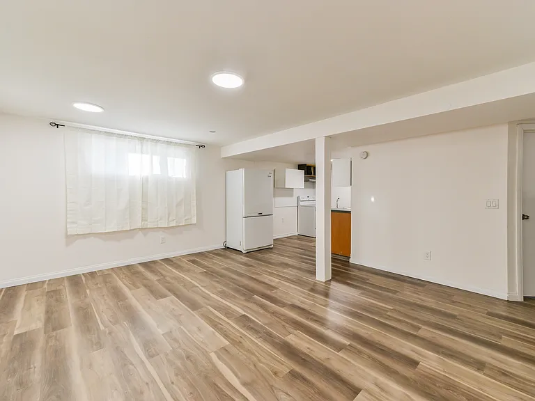 205 Pineset Pl NE #B — Photo 12