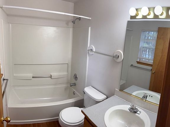 4th image of 5513 N Driscoll Blvd APT 3