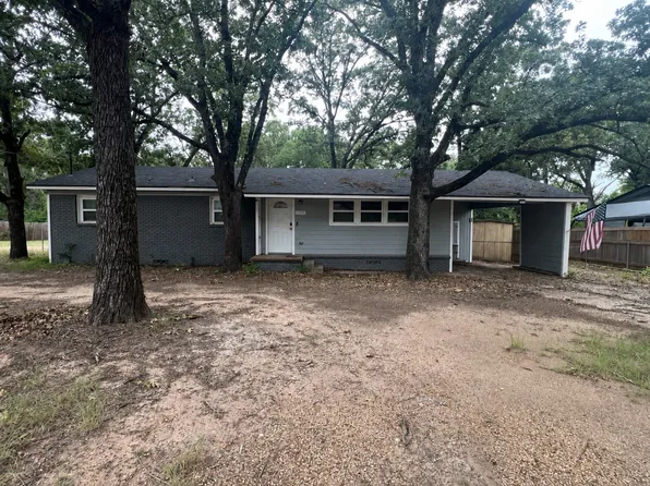 1191 Tower St, Canton, TX 75103