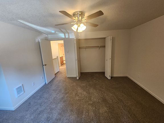 4th image of 4718 NE Hazel Dell Ave #4712I