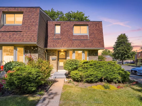 75 Ventura Dr #1, Saint Catharines, ON L2R 7J7