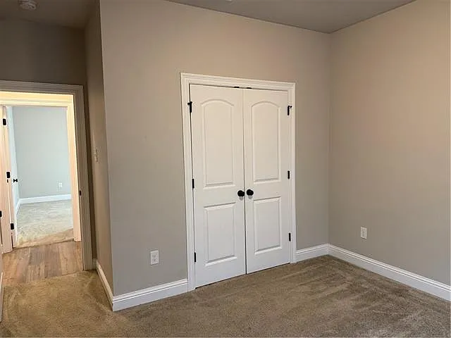 557 Claiborne Trails Dr — Photo 12