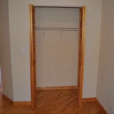 2nd image of 1617 W Columbia Ave APT 3N