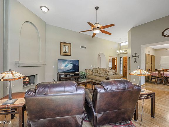 4th image of 6782 S Taylor Dr