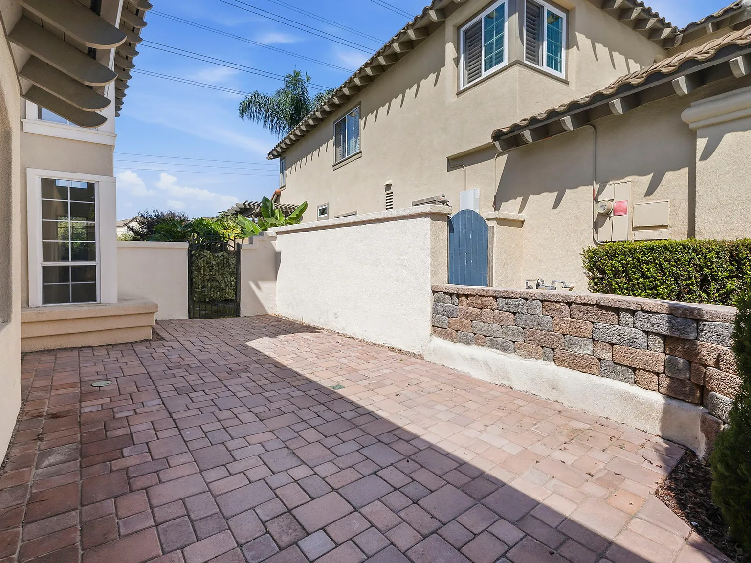4 bed, 2877 sqft, $6,500 — Photo 3