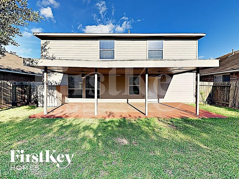 15207 Green Whisper Dr — Photo 15