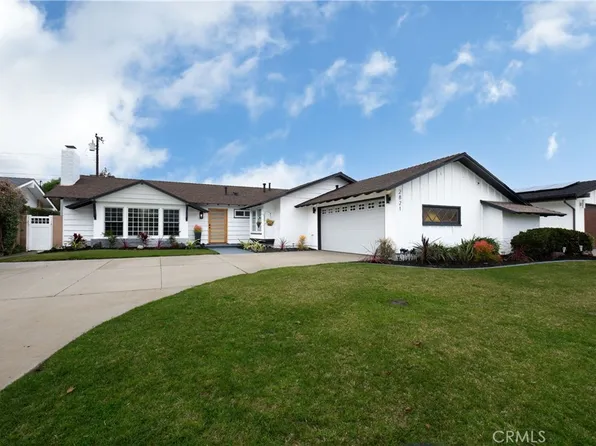 2821 Tigertail Dr, Los Alamitos, CA 90720