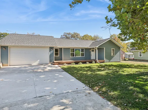 1218 1st St, Redfield, IA 50233