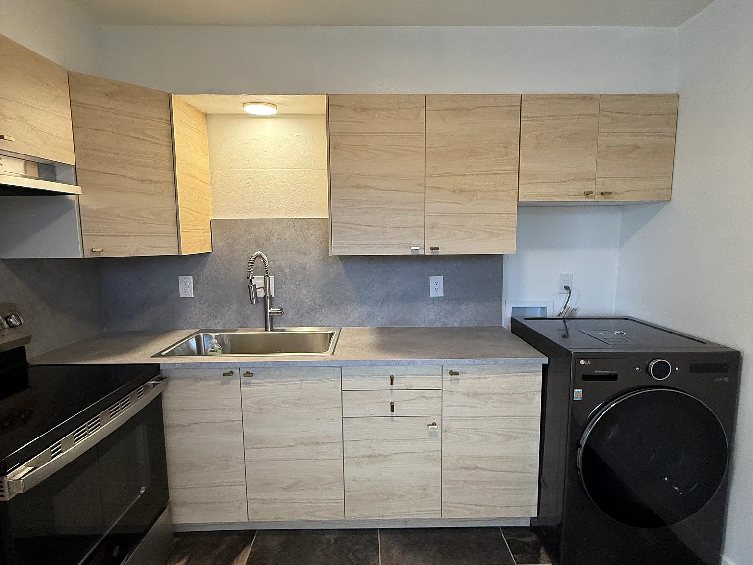 2 bed, 775 sqft, $1,395 — Photo 3
