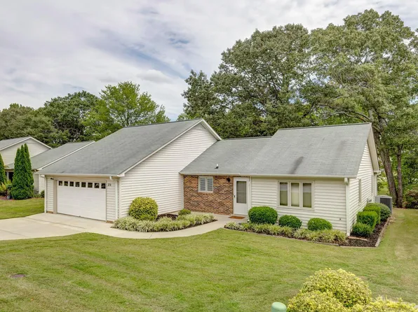 208 Creek Forest Dr, Greenville, SC 29615