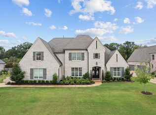 203 Green Garden Cv, Collierville, TN 38017