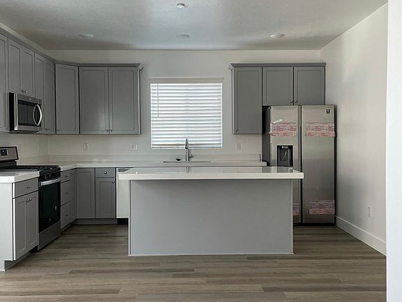 4th image of 3902 W Kinglassie Ct S