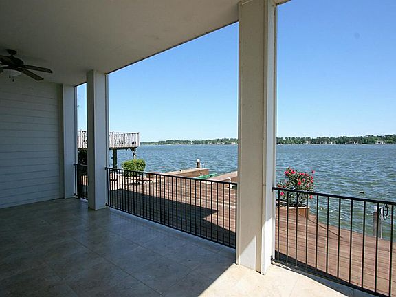Open view of Lake Conroe looking across to the signature holes of Walden's golf course.