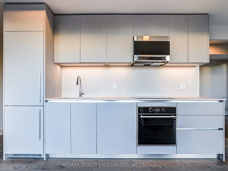 8 Cumberland St #1603 — Photo 11