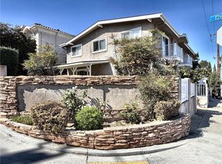 1467 12th St, Manhattan Beach, CA 90266