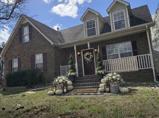 2039 Sterling St, Murfreesboro, TN 37127