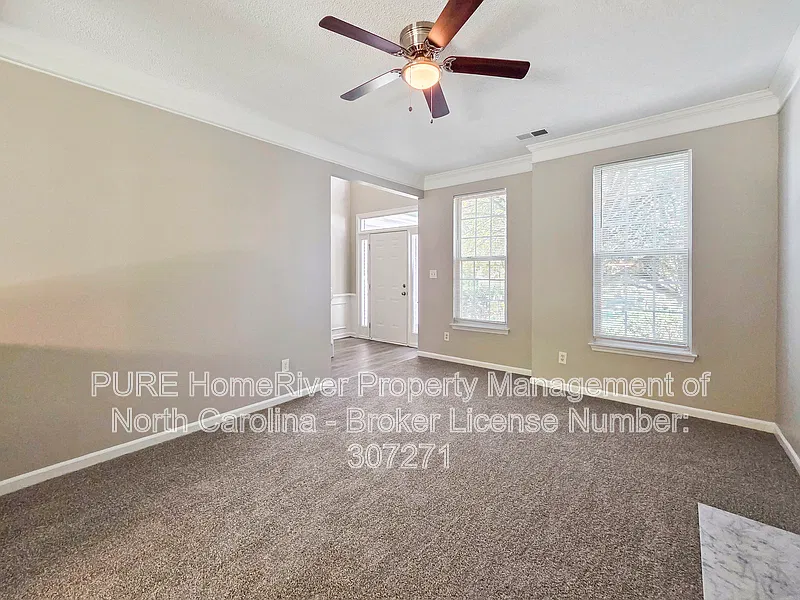 3 bed, 2.0 bath, 1781 sqft, $2,150 — Photo 3