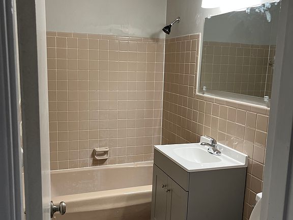 Photo is representative