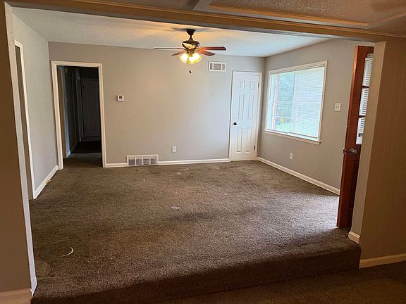 2nd image of 2521 Saint Elmo Ave