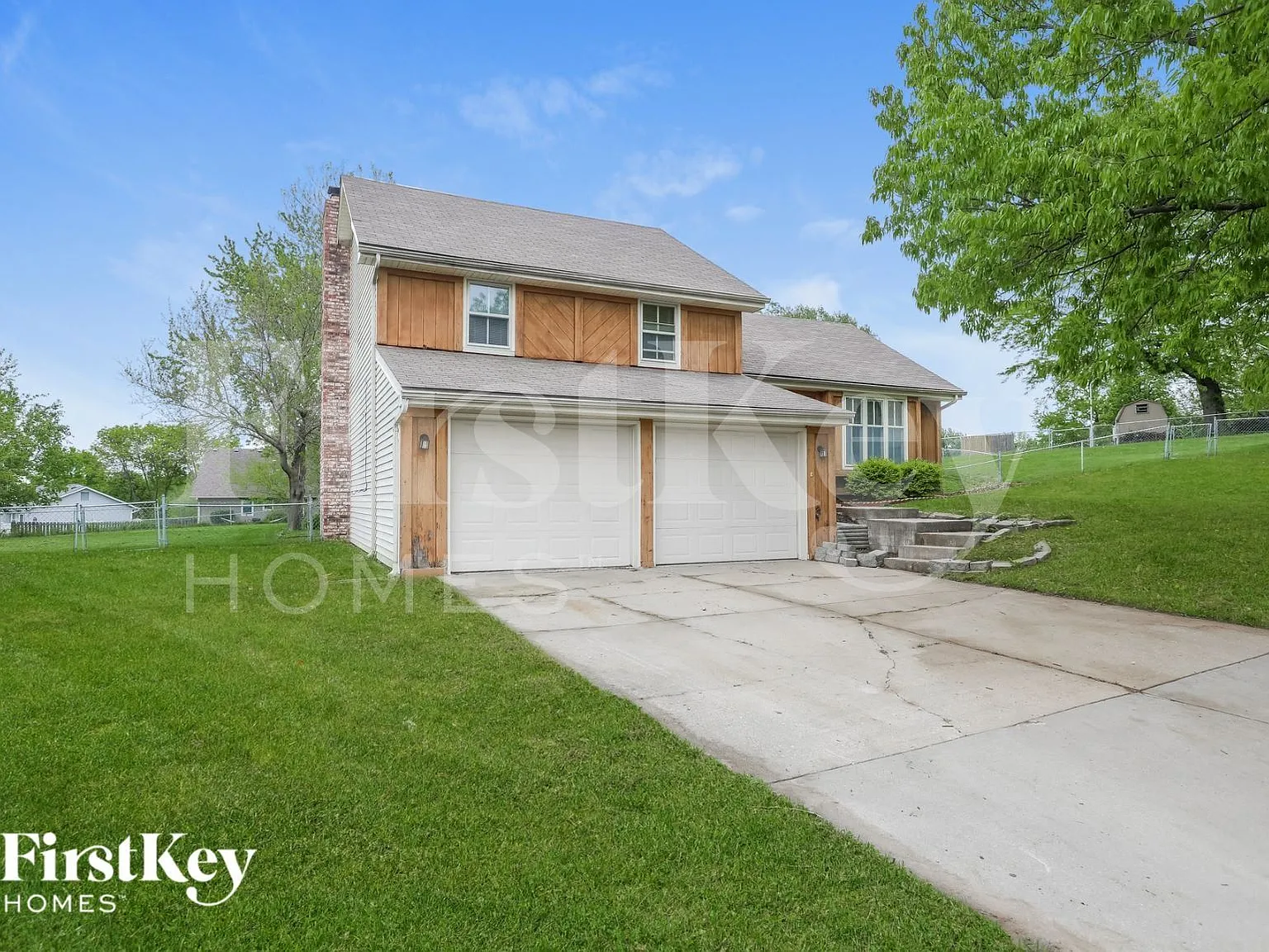 3 bed, 2.0 bath, 1494 sqft, $2,130 — Photo 2