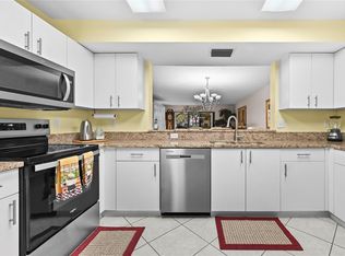 9716 Sills Dr E APT 103, Boynton Beach, FL 33437