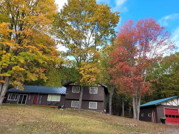 16547 S Harley Dr, Kinross, MI 49752