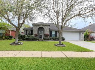 16835 Bending Creek Ln, Friendswood, TX 77546