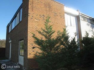 1228 Wilshire Dr, Herndon, VA 20170