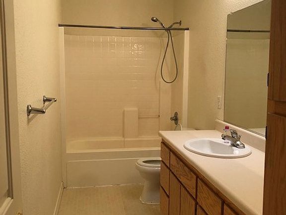 4th image of 223 Hilda Way
