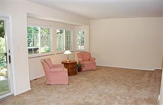 4th image of 1705 Walnut Ln #8-46